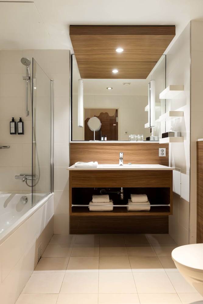 Фото Elite Hotel Esplanade