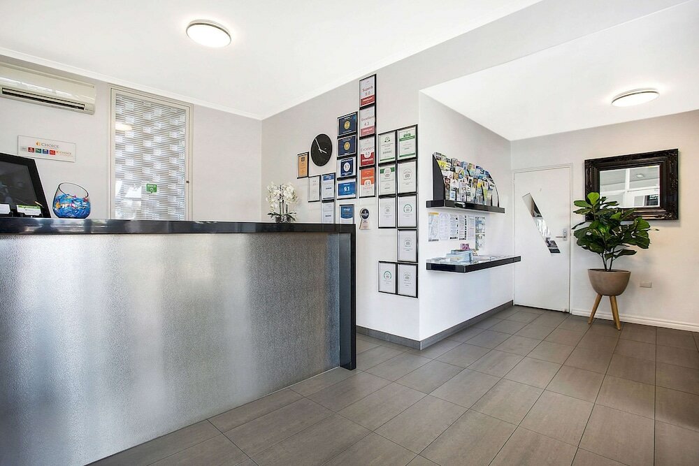 Фото Comfort Inn Western