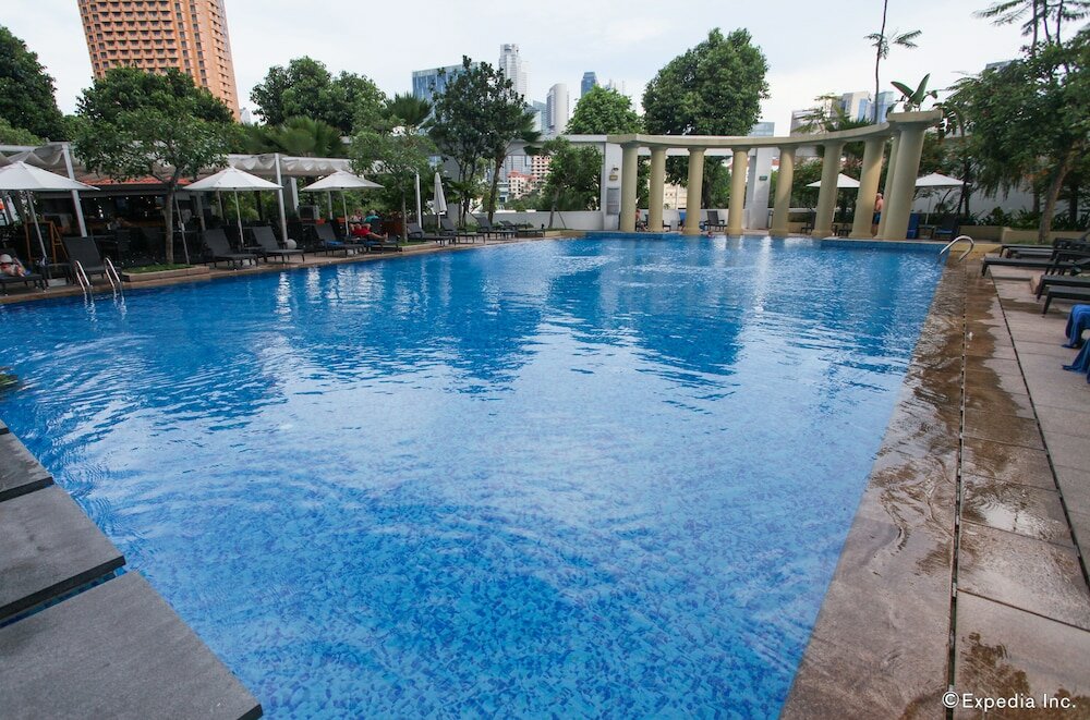 Фото The Robertson House by The Crest Collection