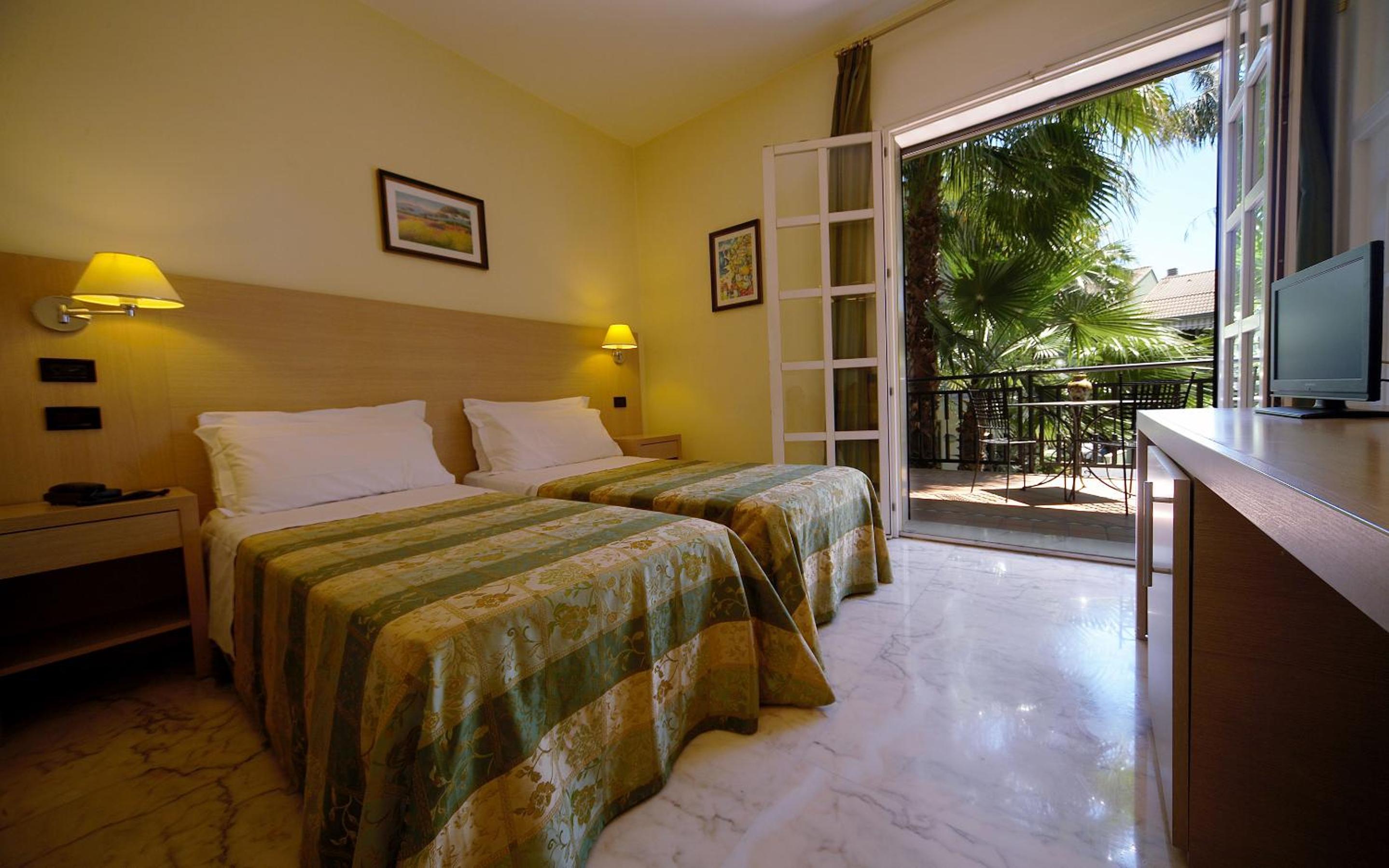 Фото Hotel Borgo Verde