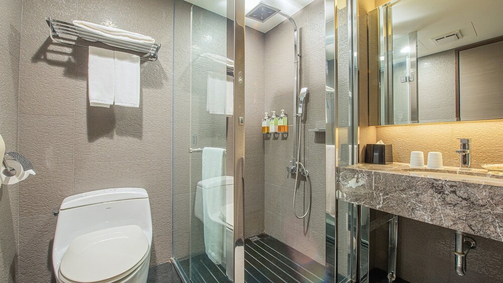 Фото Check inn Select Taichung Dadun