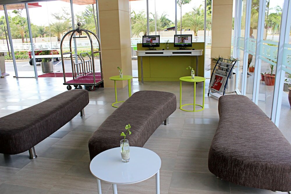 Фото Zest Hotel Harbour Bay