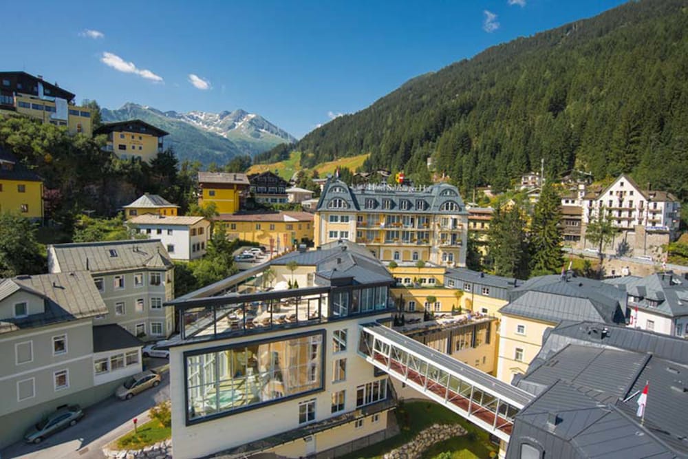 Фото Hotel Salzburger Hof