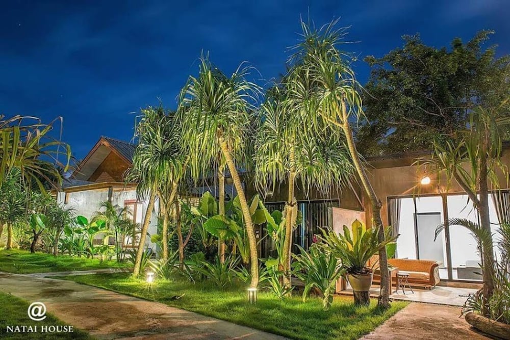 Фото Natai House