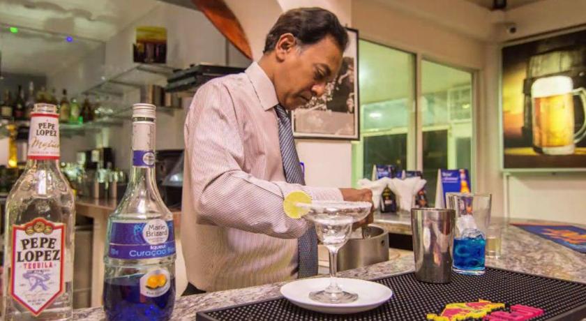 Фото Tilko Jaffna City Hotel