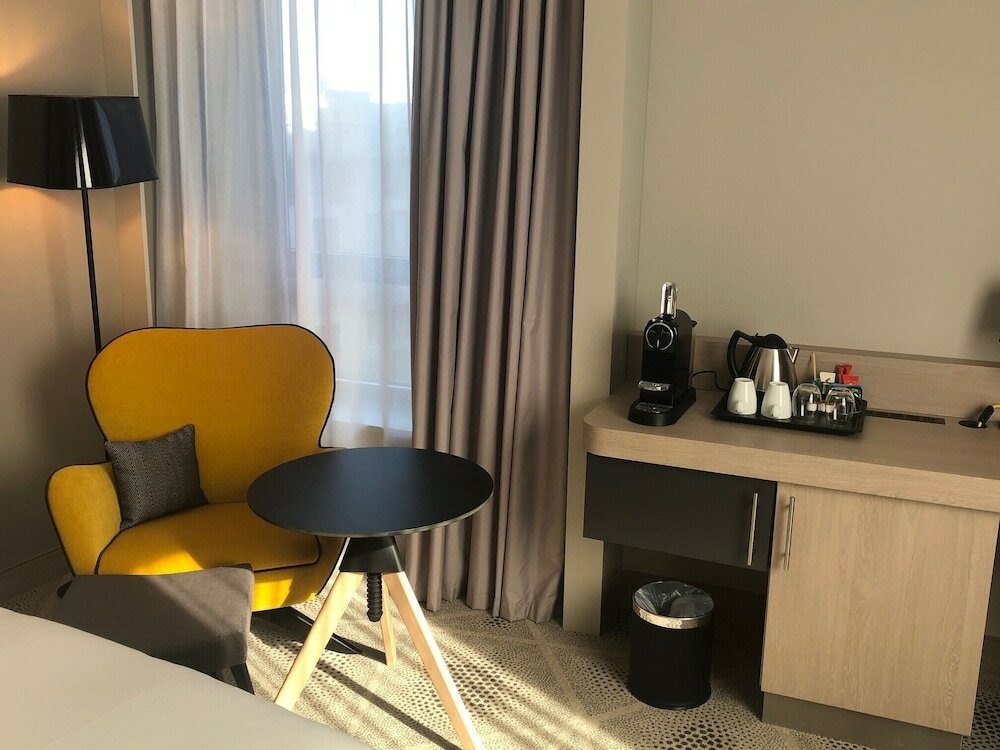 Фото Hilton Garden Inn Massy