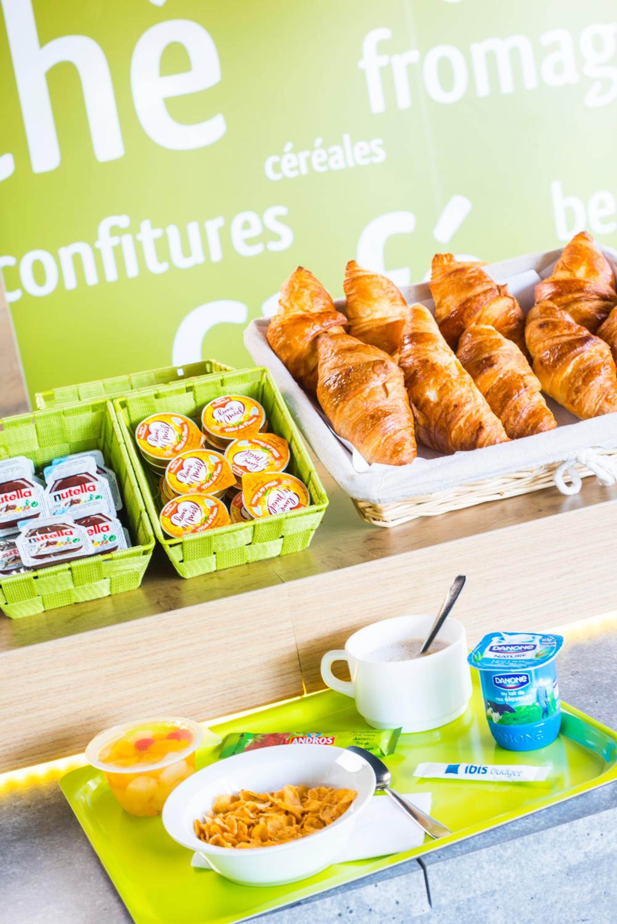 Фото Ibis budget Marne la Vallee Bry sur Marne