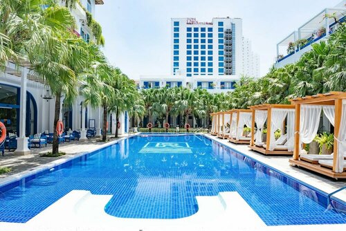 Гостиница Risemount Premier Resort Da Nang в Дананге