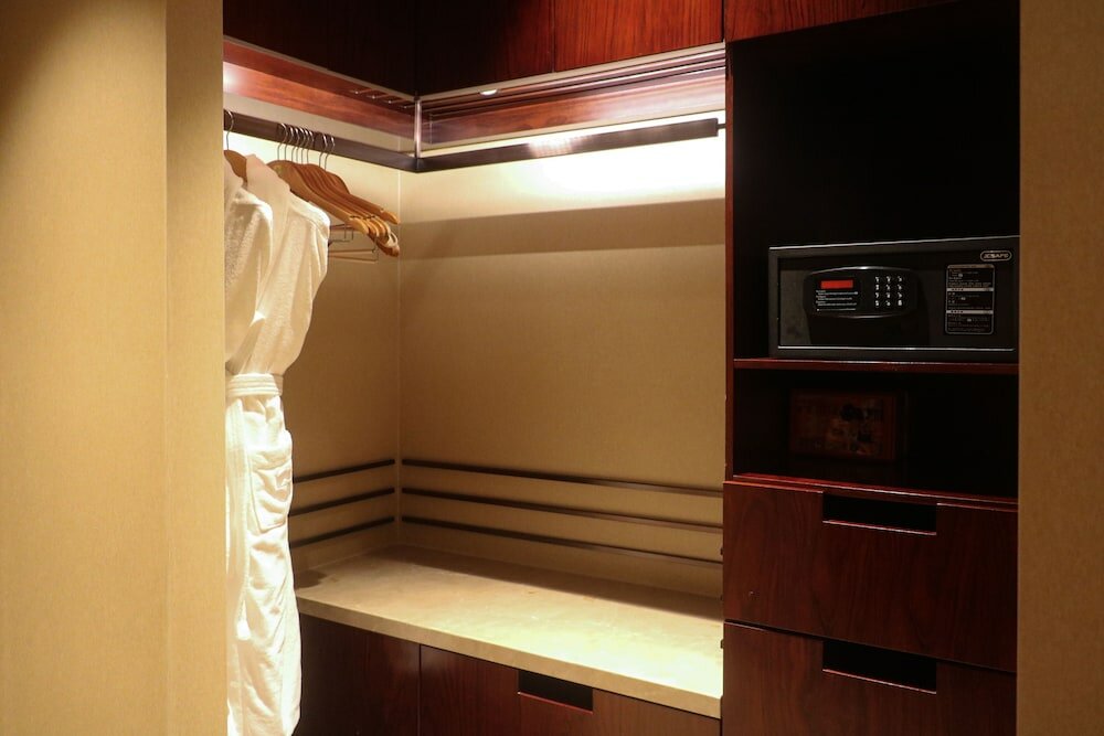 Фото Shangri La Hotel Yiwu