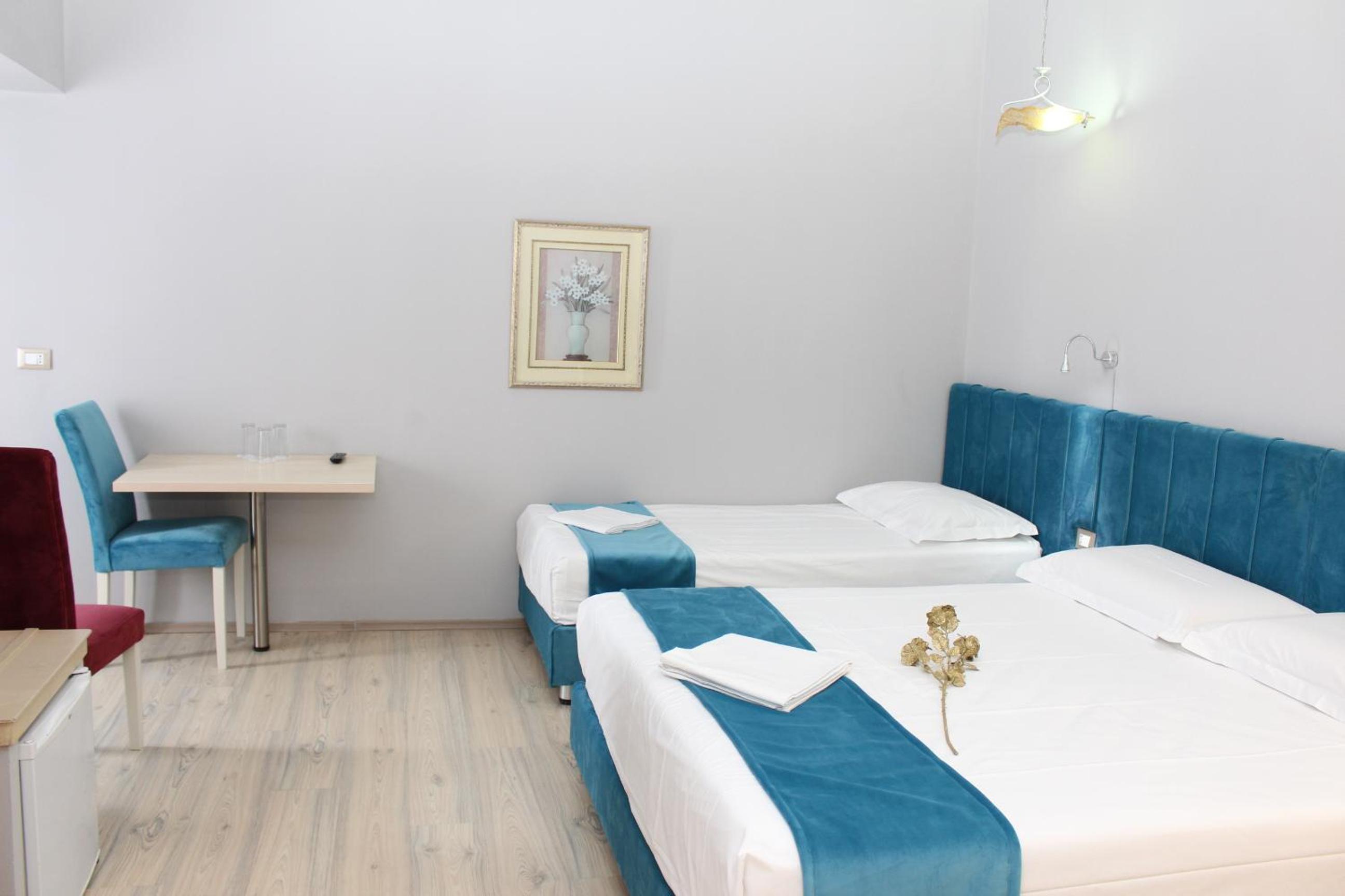 Фото Theranda Boutique Hotel