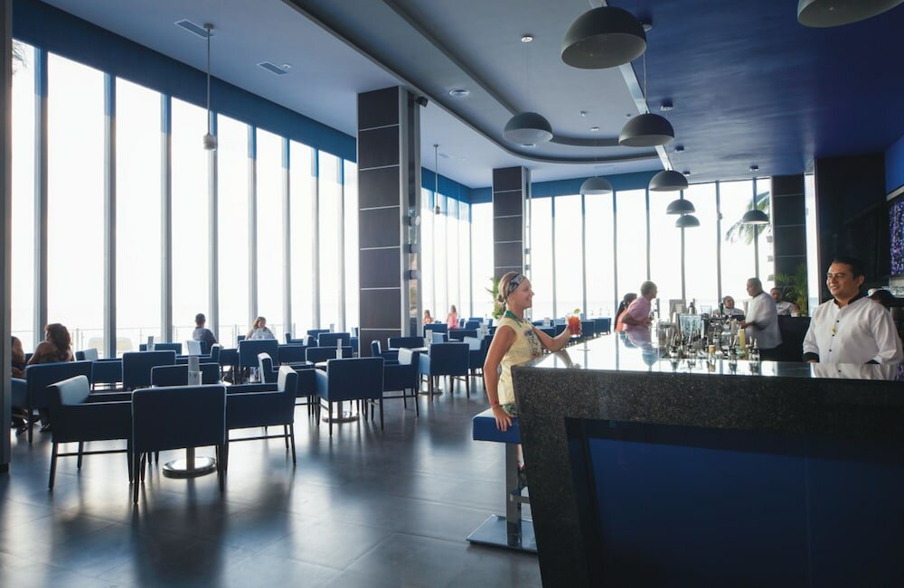 Фото Hotel Riu Cancun