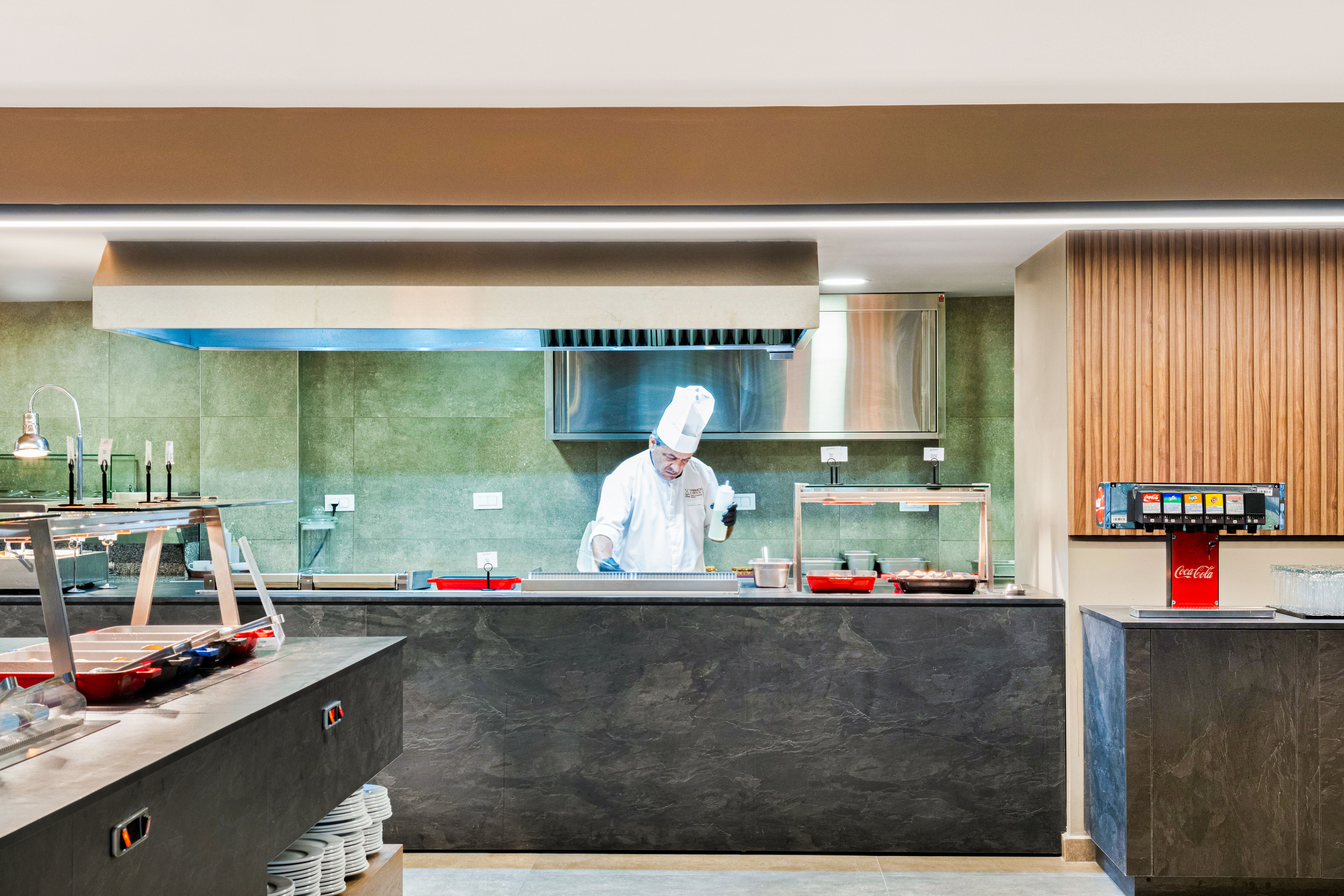 Фото Eden Rock Hotel