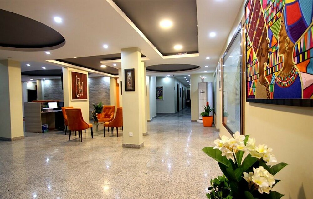 Фото отеля 1