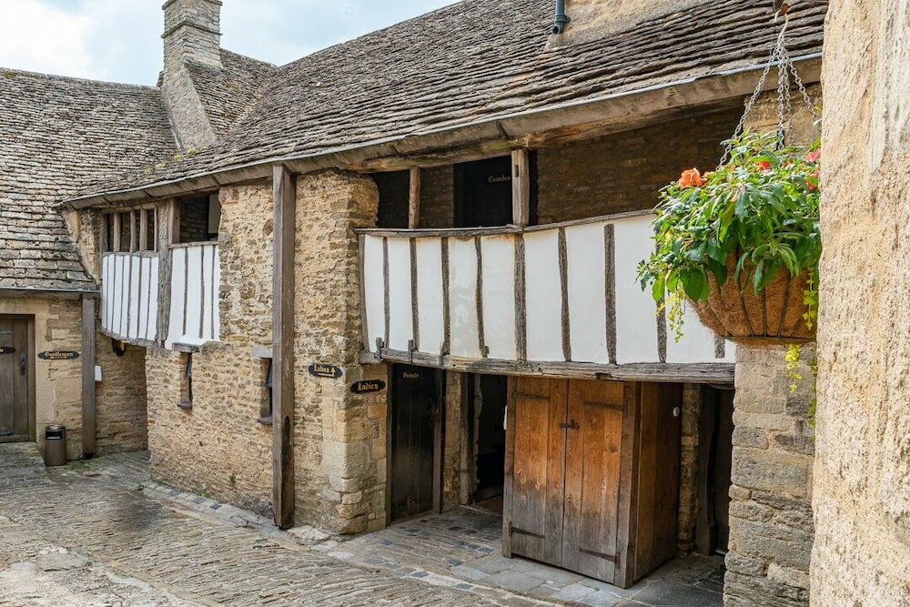 Фото The George Inn and The Plaine