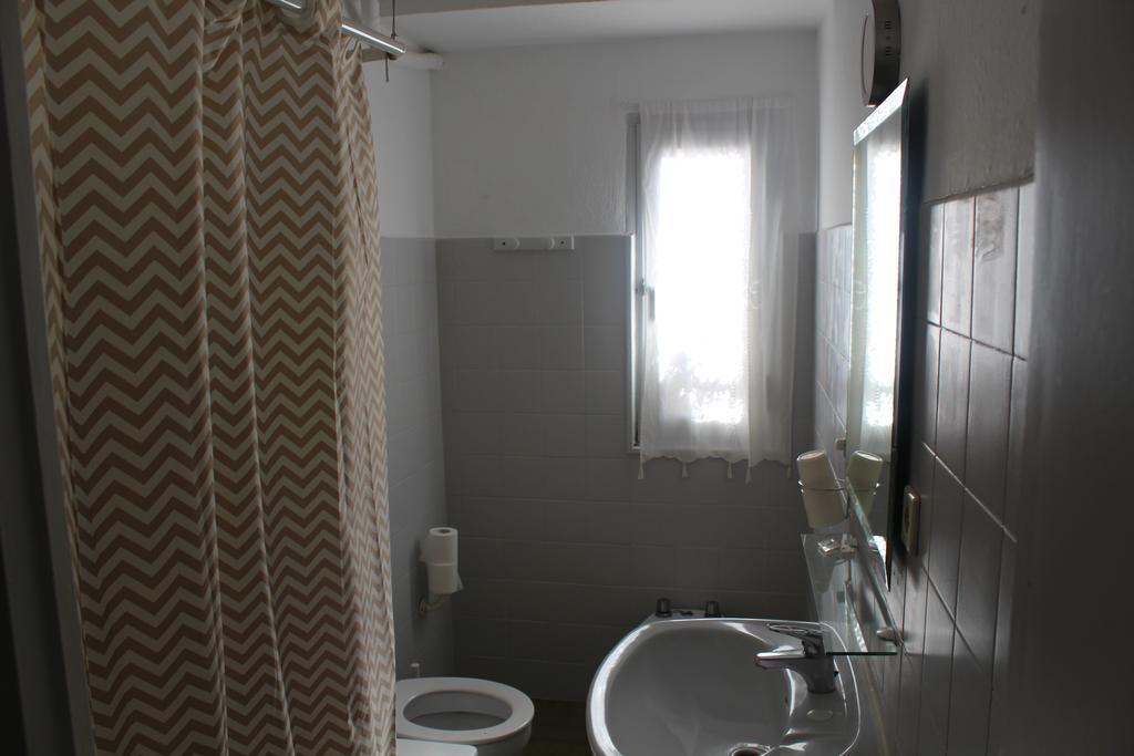 Фото Hostal Paco Marbella