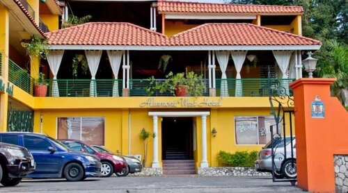 Гостиница Altamont West Hotel в Монтего-Бей