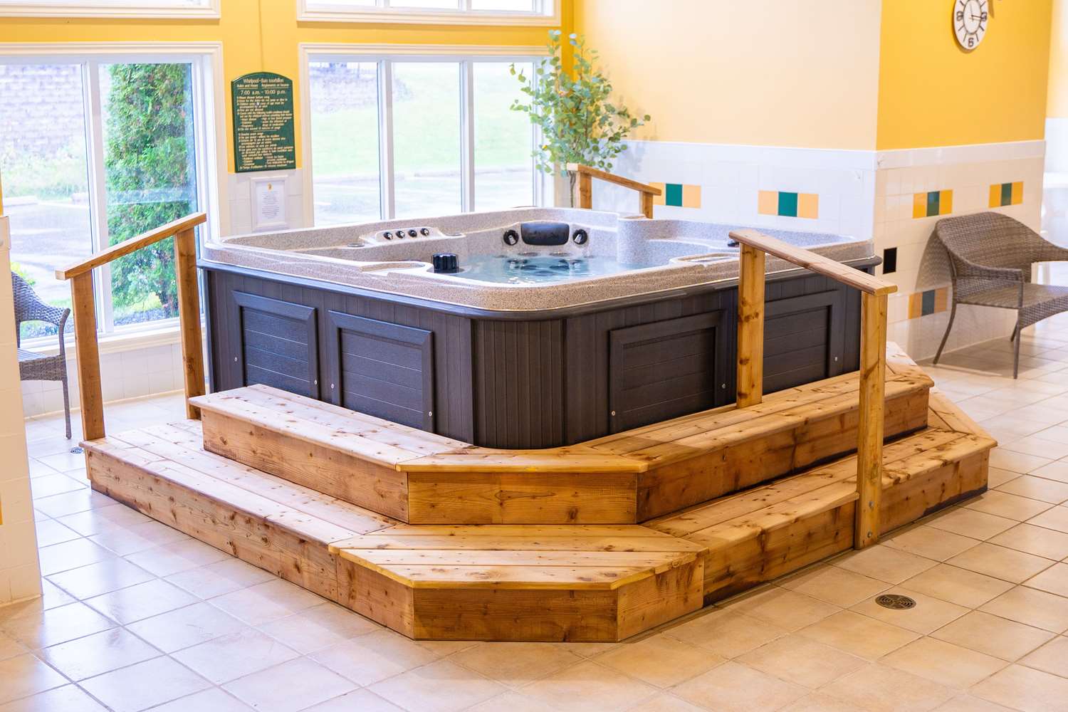 Фото Super 8 by Wyndham Amherst Ns