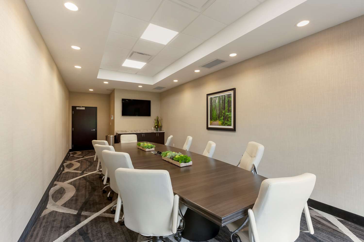 Фото Best Western Premier Northwood Hotel