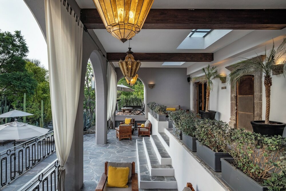 Фото 37870440053