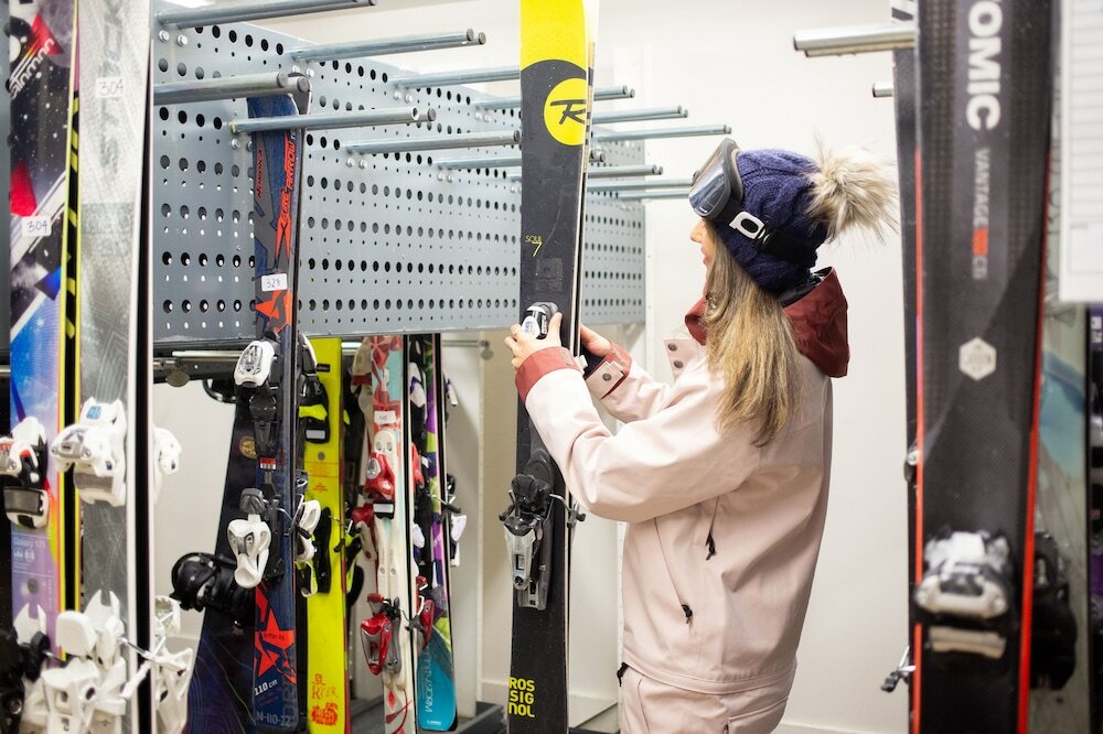 Фото Blackcomb Springs Suites by Clique