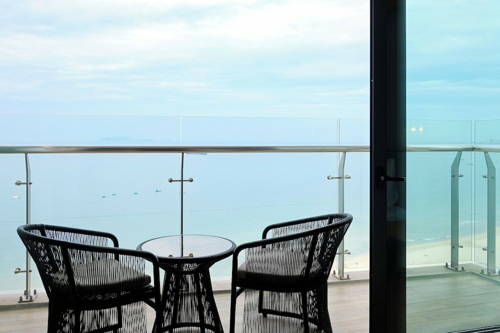 Фото Sel De Mer Hotel and Suites