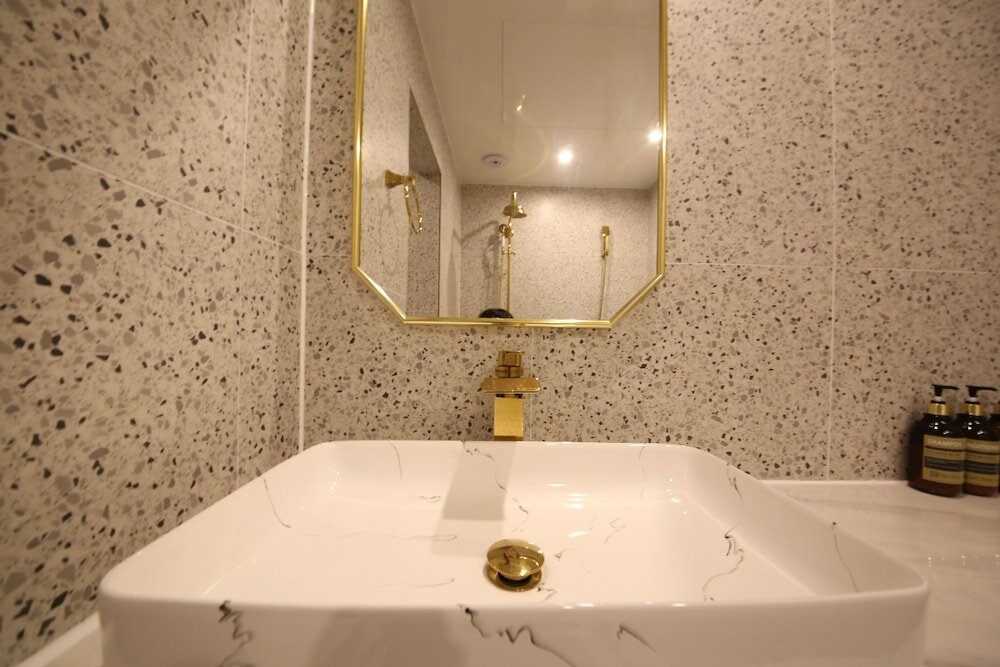 Фото Den Basta Hotel