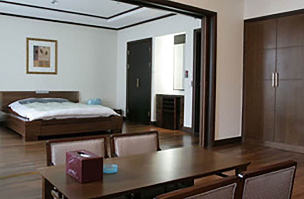 Фото High1 Palace Hotel & Cc