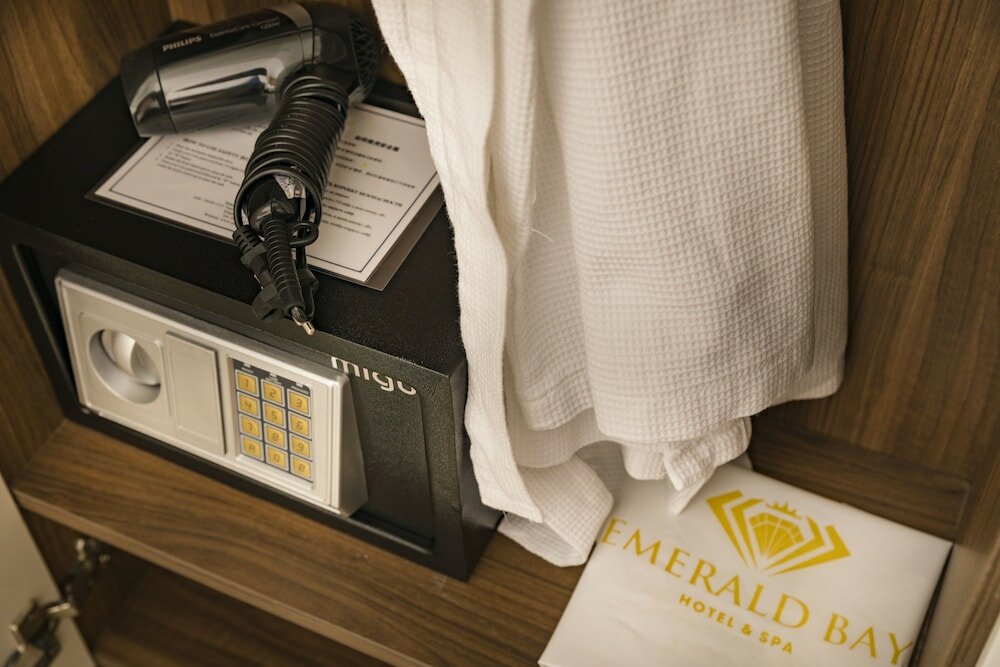 Фото Emerald Bay Hotel and SPA Nha Trang