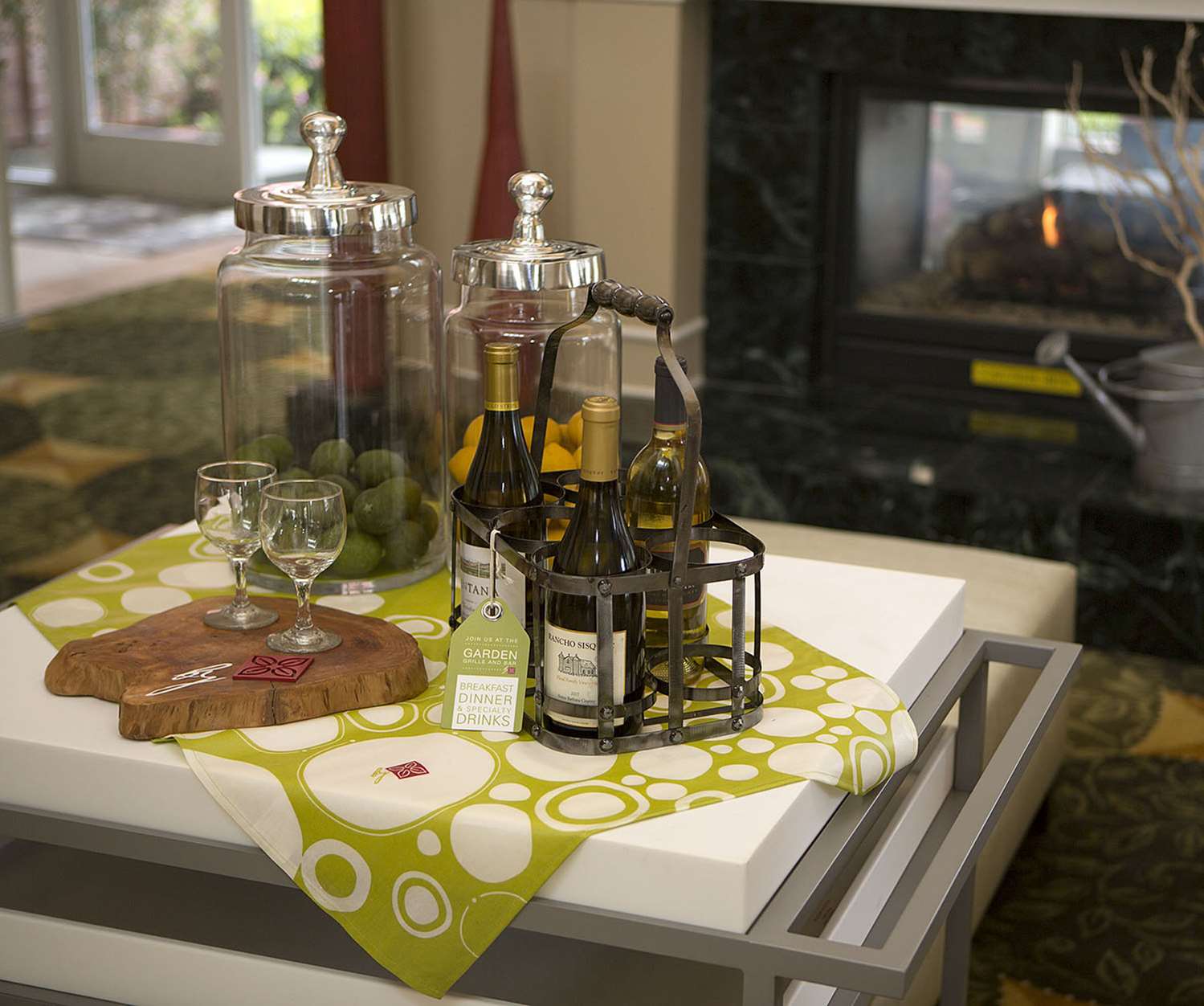 Фото Hilton Garden Inn Oakland/San Leandro