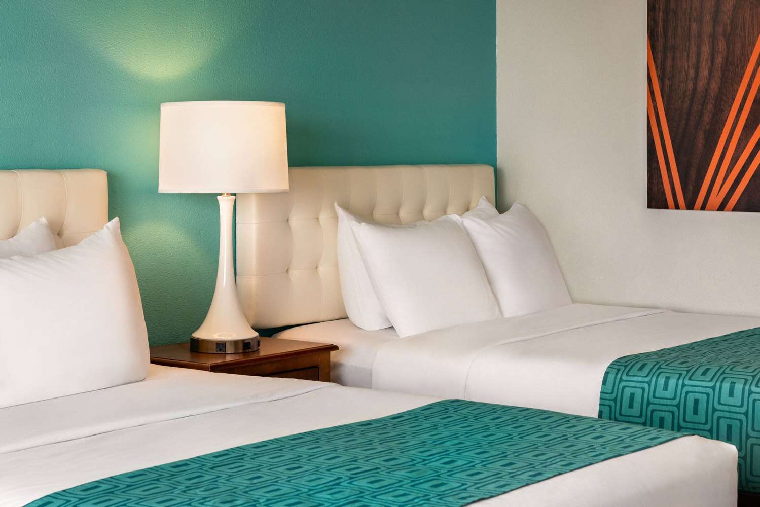 Фото Howard Johnson by Wyndham Ocean City Oceanfront