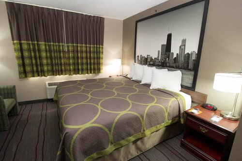 Гостиница Super 8 Ohare Chicago Elk Grove Village в Де Плейнс