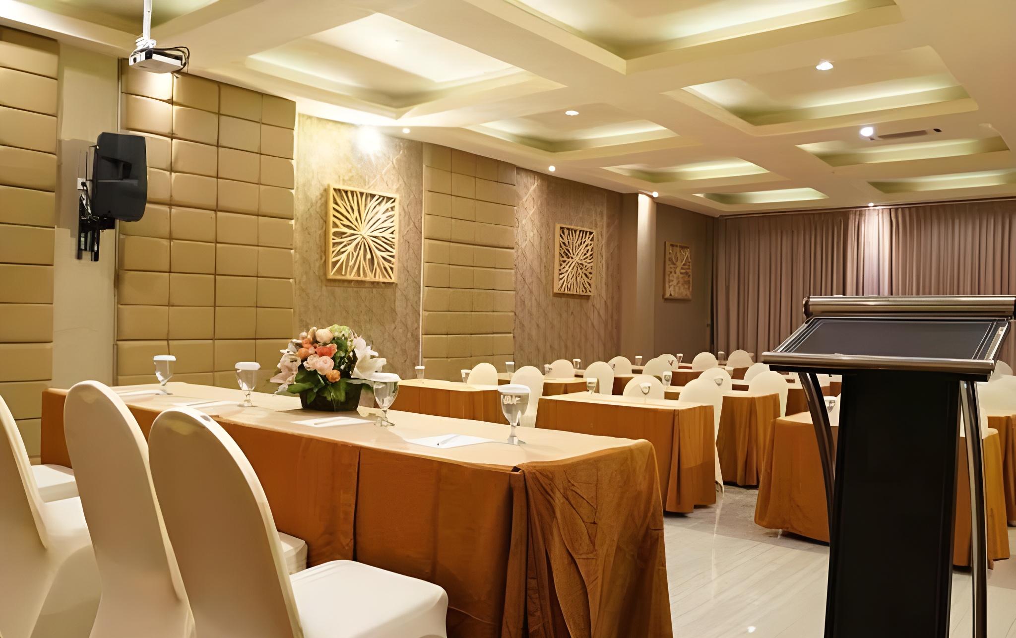 Фото De'Boutique Style Hotel Malang