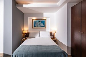 Гостиница Iraklion Hotel