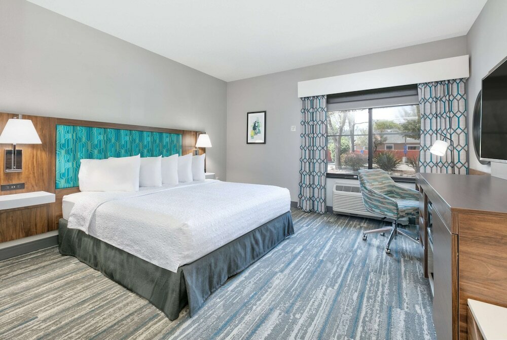 Фото Hampton Inn Santa Cruz