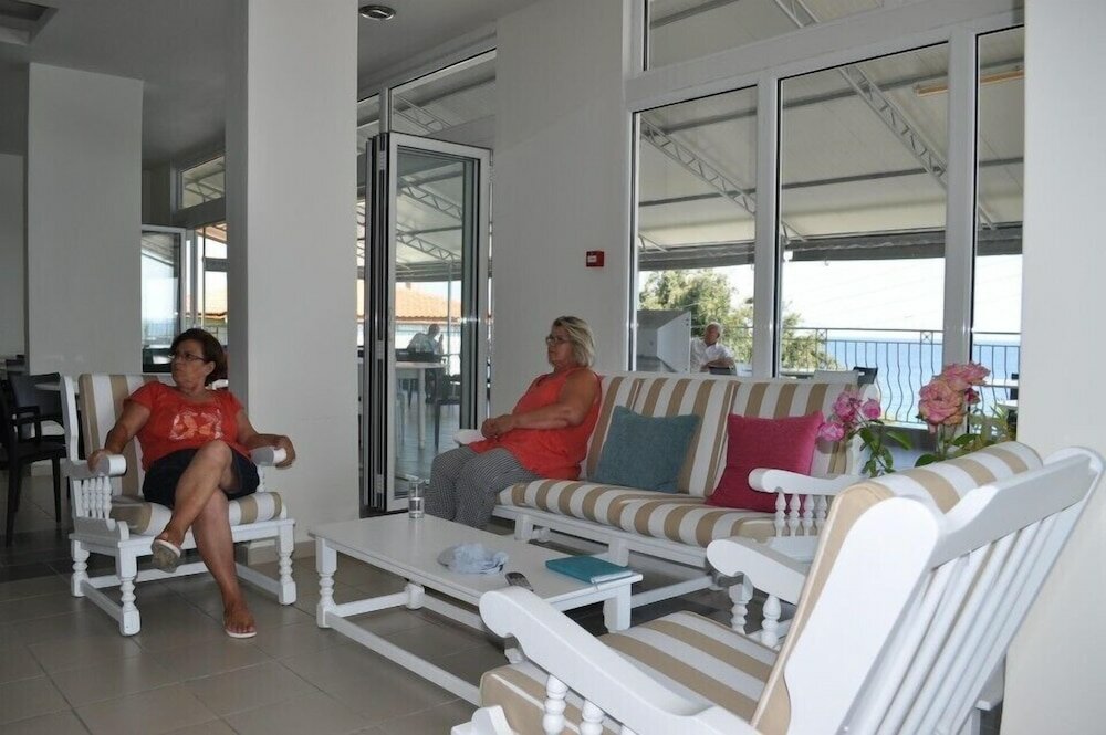 Фото Hotel Alkyonis