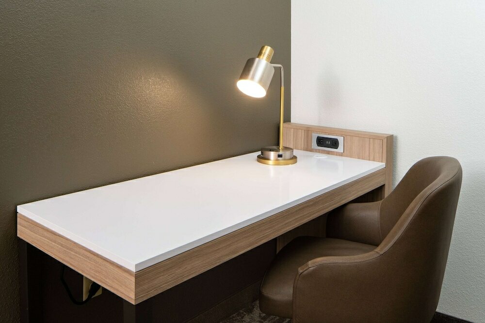 Фото Sonesta Select Seattle Renton Suites