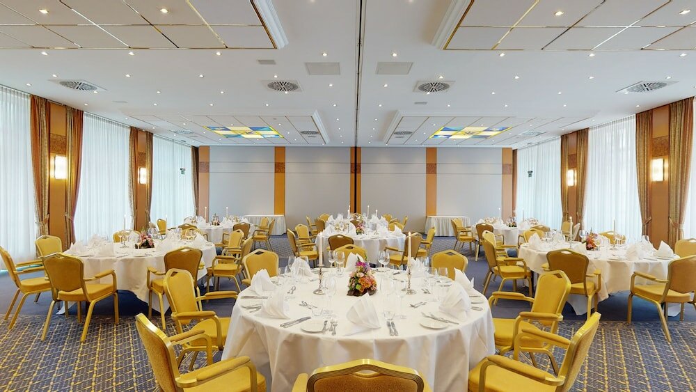 Фото Hotel Oranien Wiesbaden