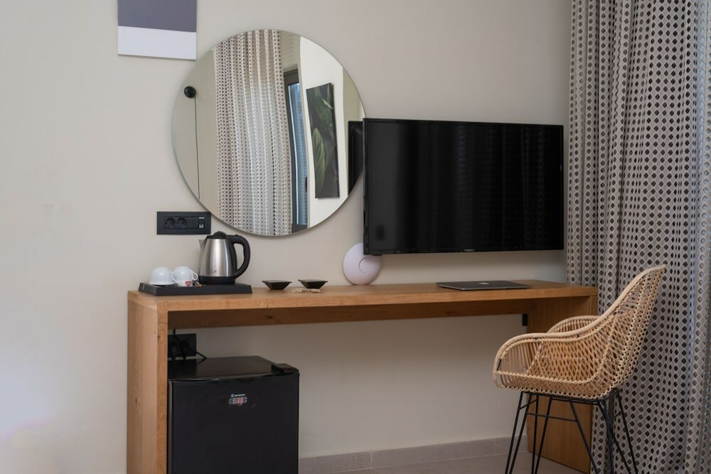 Фото Malena Hotel & Suites - Adults Only by Omilos Hotels