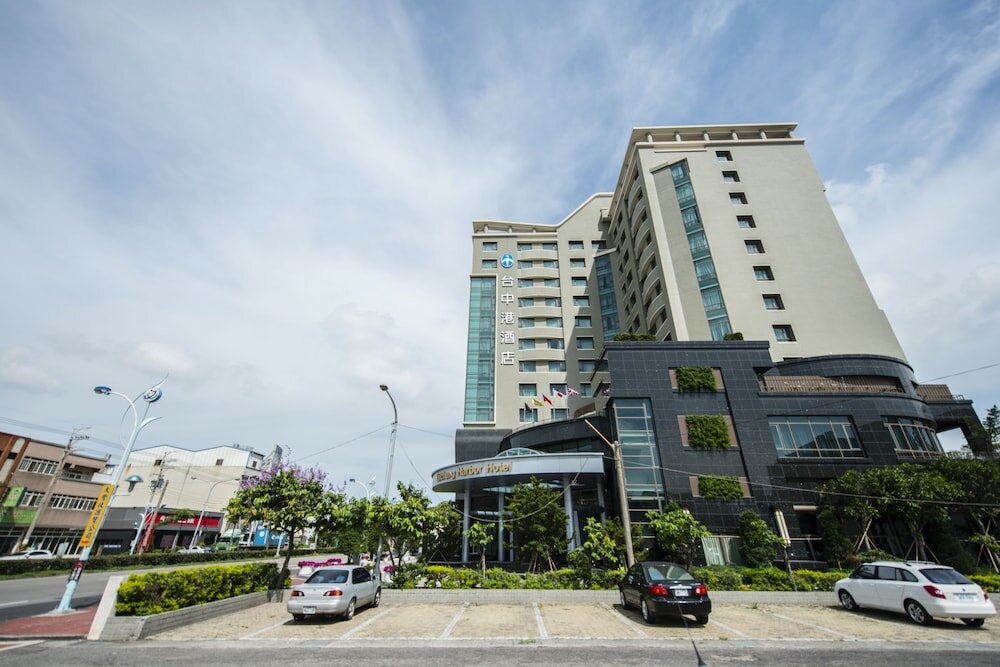 Фото Taichung Harbor Hotel