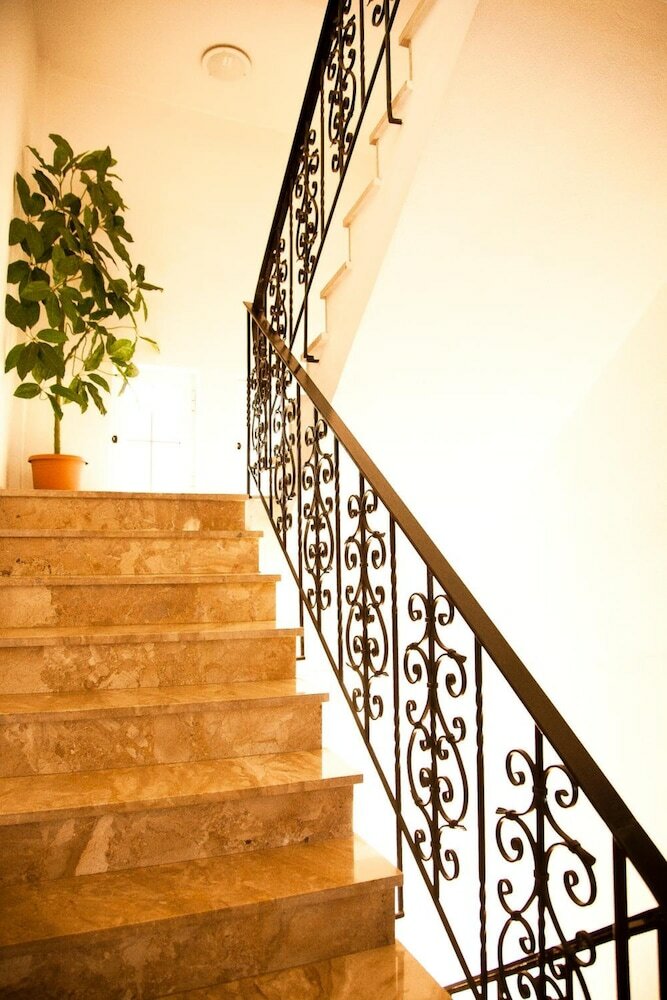 Фото Filoxenia Hotel