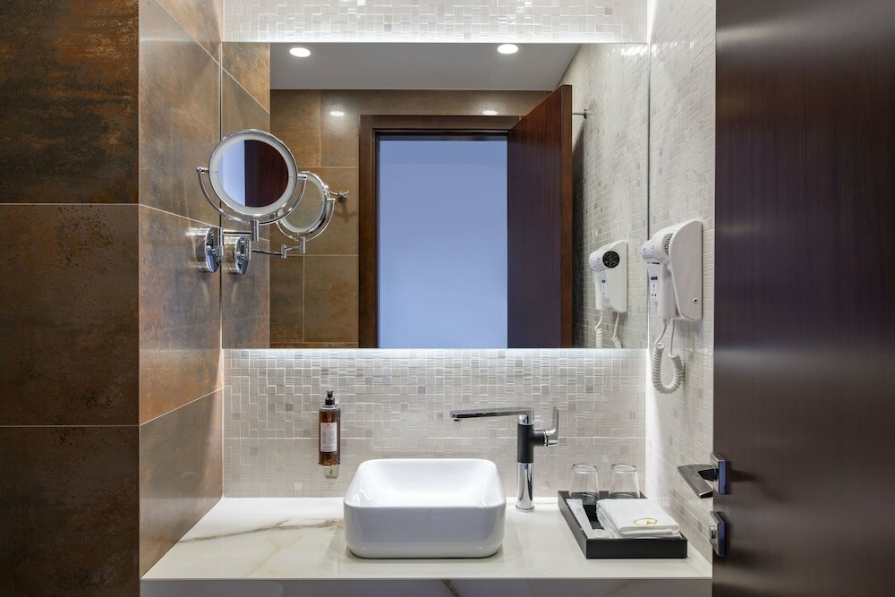 Фото Clocks Hotel