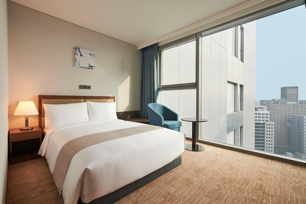 Фото Stanford Hotel Myeongdong