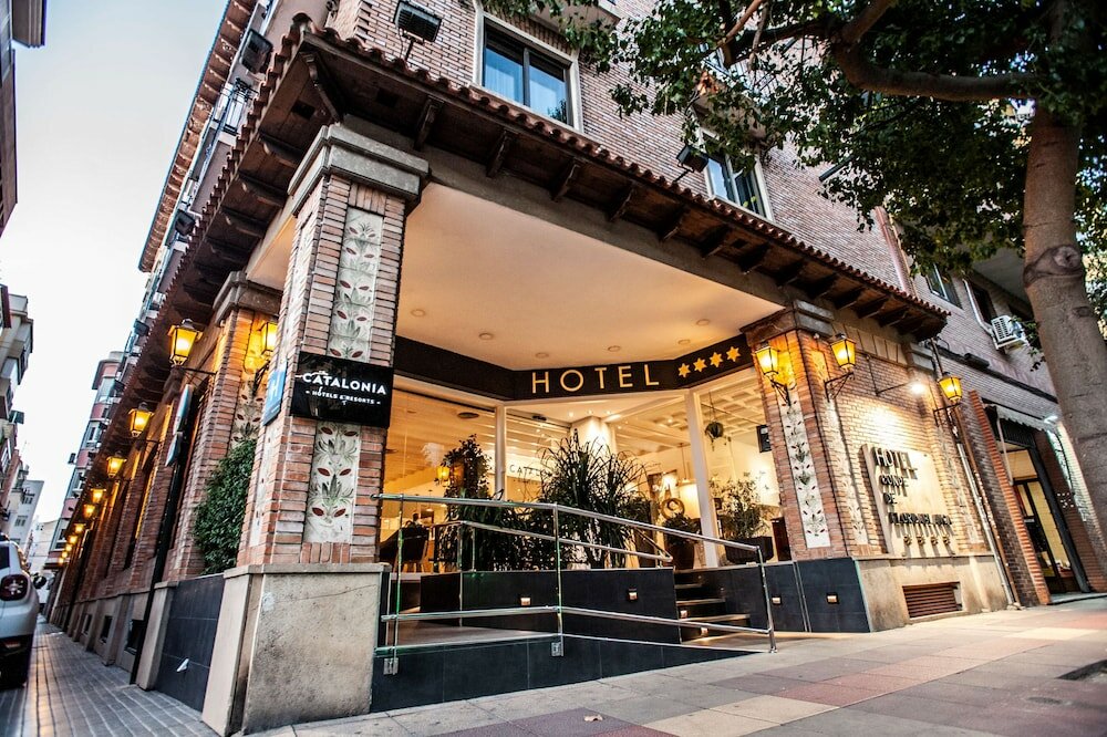 Фото Catalonia Conde de Floridablanca