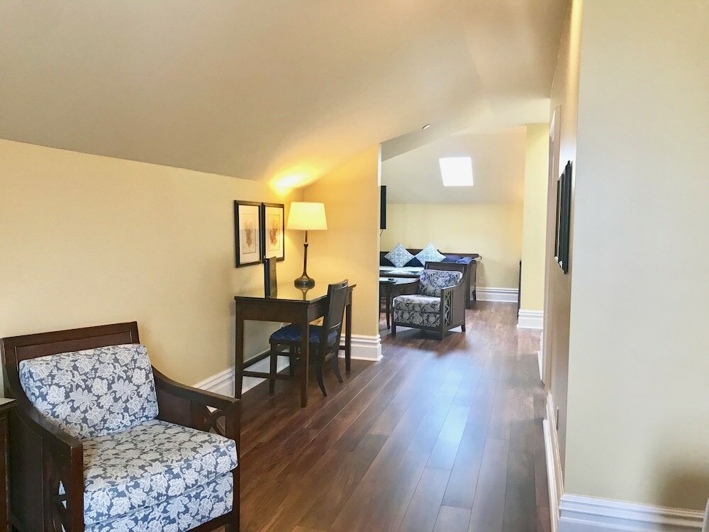 Фото West Cliff Inn - A Four Sisters Inn