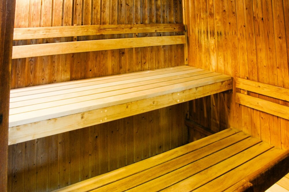 Фото New Westcliff Hotel