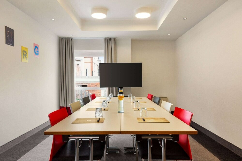 Фото Vienna House Easy Limburg