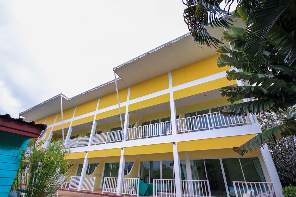 Фото Phuket - Naiyang Sonwa Resort