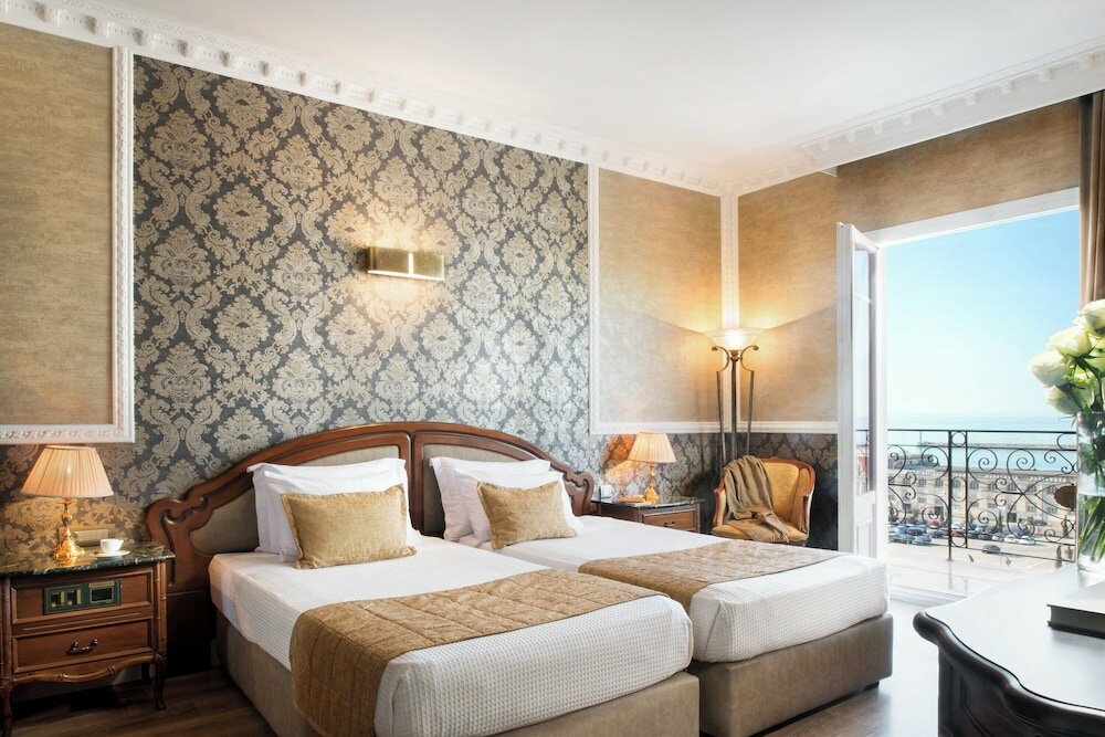 Фото Mediterranean Palace Hotel