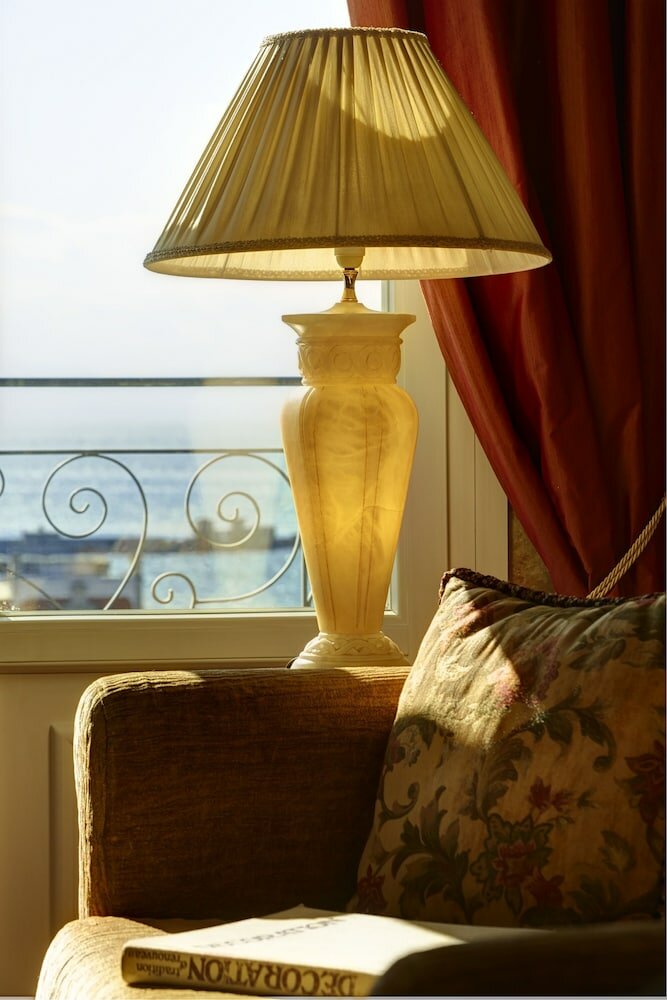 Фото Mediterranean Palace Hotel