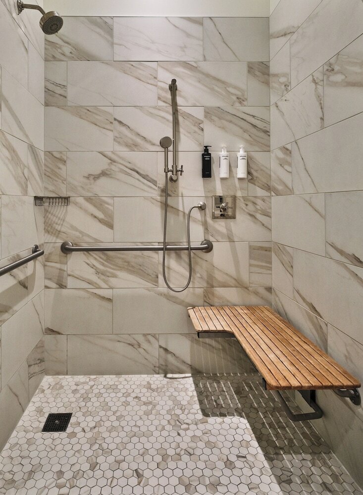 Фото The Crawford Hotel